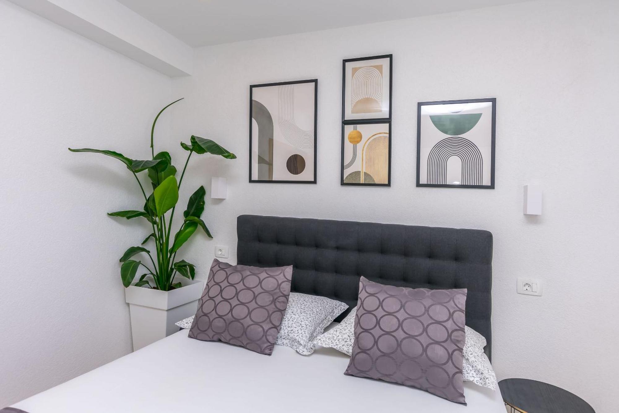 Apartments Mladen Duće 外观 照片